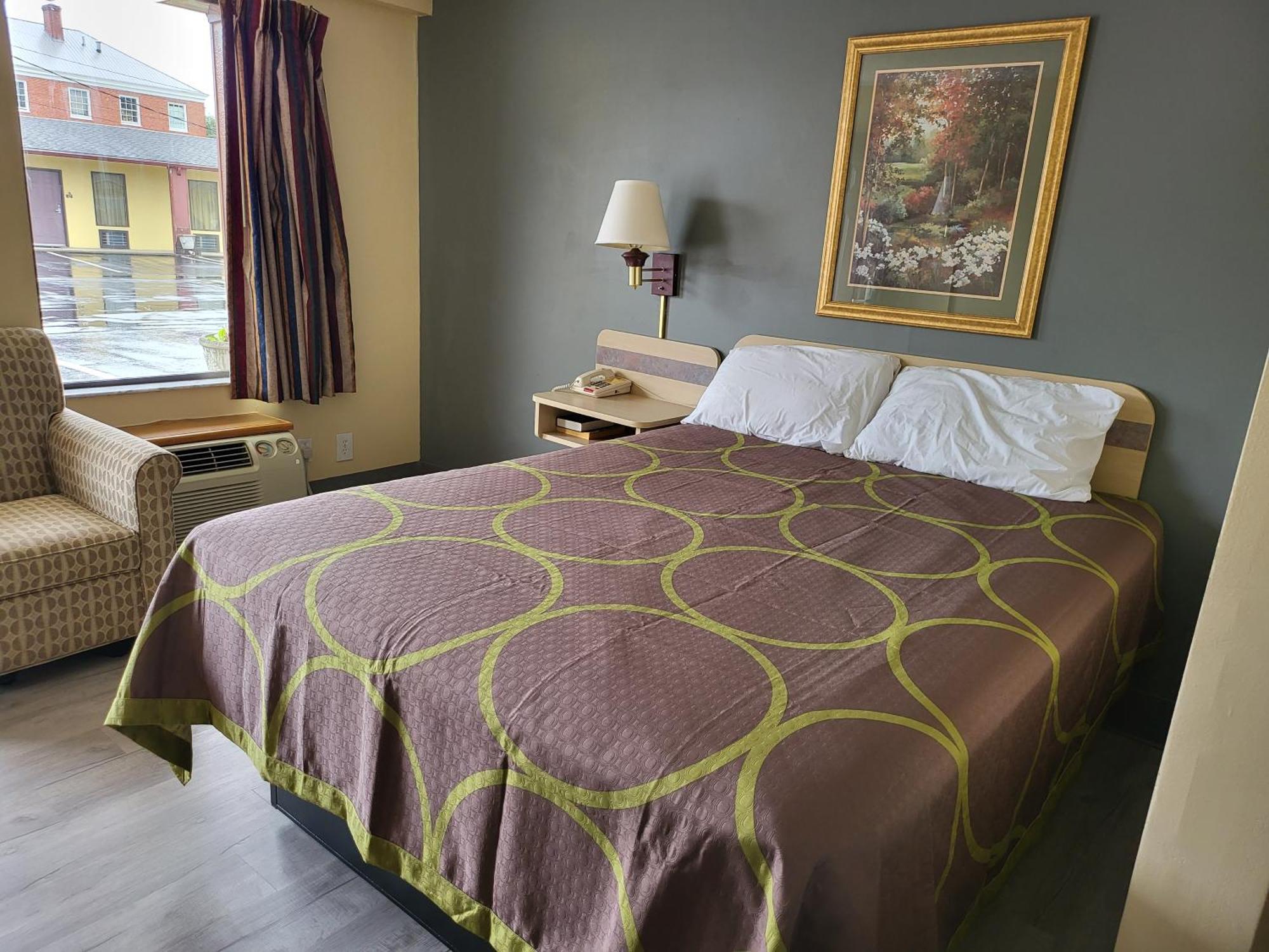 Budget Host Inn Bristol Bagian luar foto